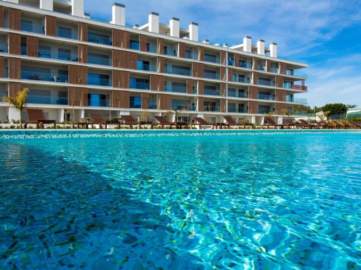 Green C Apartment - Luxurious & Playground & Garage Albufeira Exterior photo